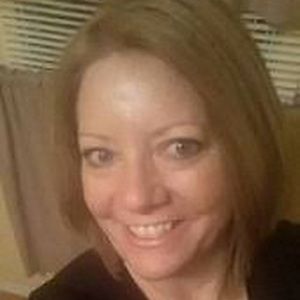 Meet your Posher, Connie